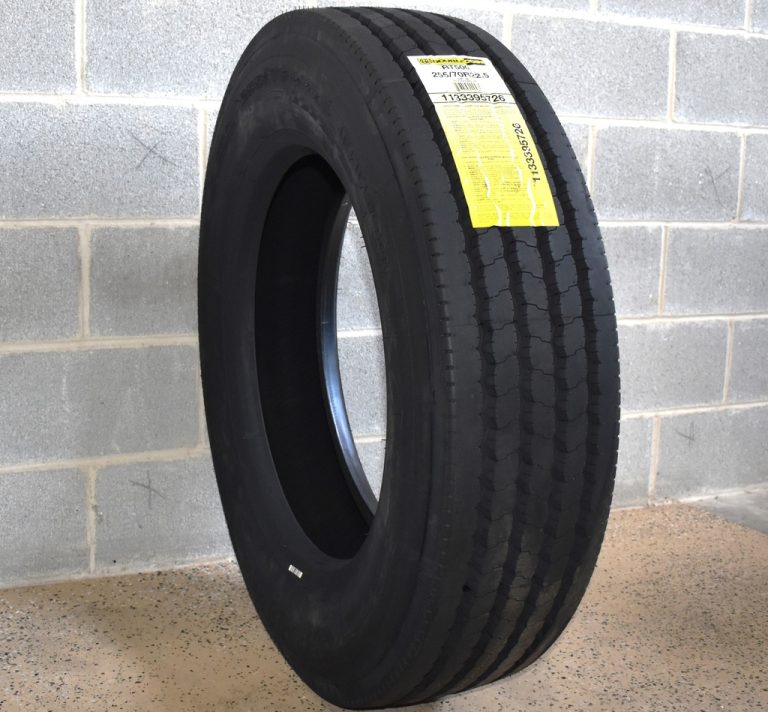 DOUBLE COIN RT500 255/70/22.5 16PLY.