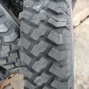 8.25R16 Michelin XZL